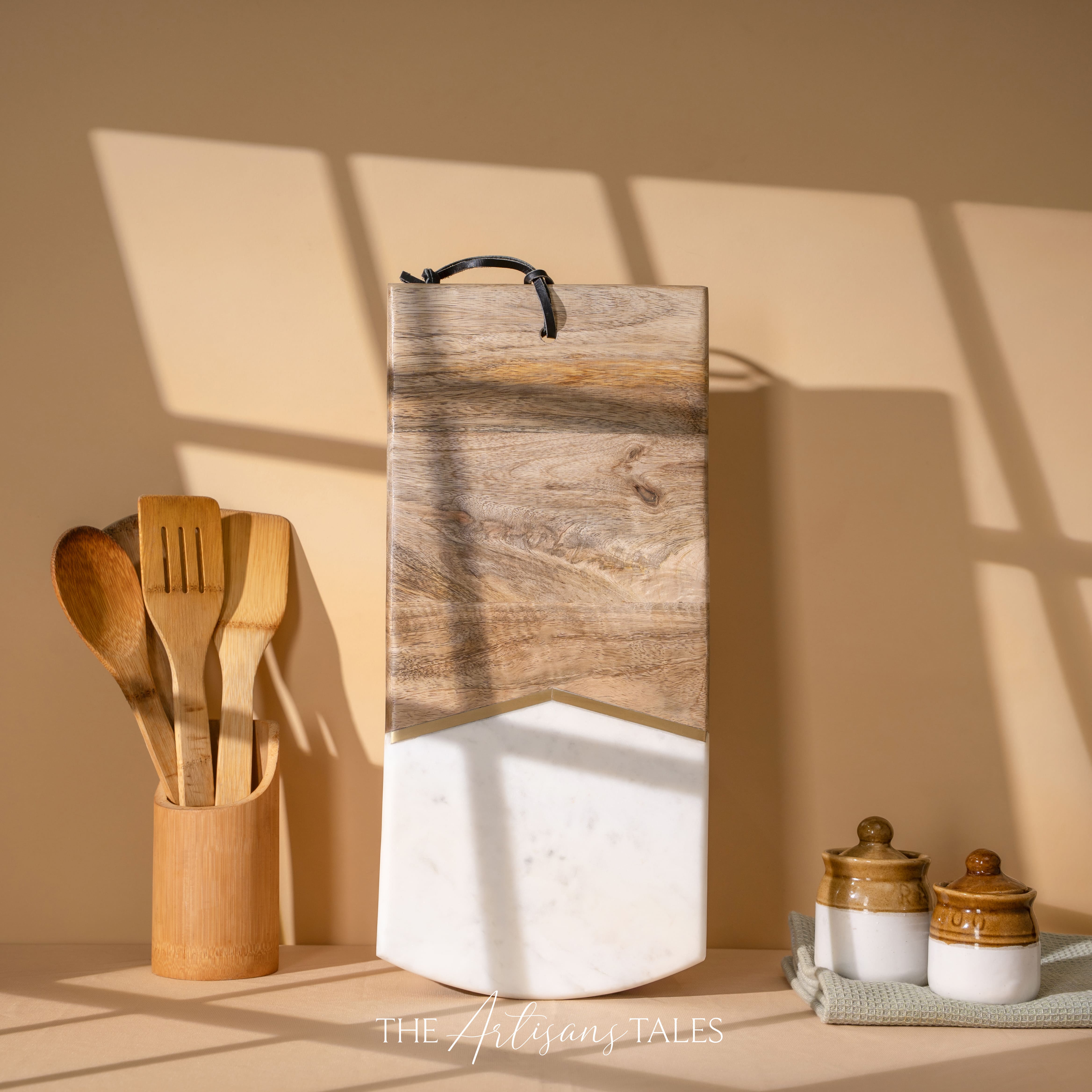 Marble wood hanging board